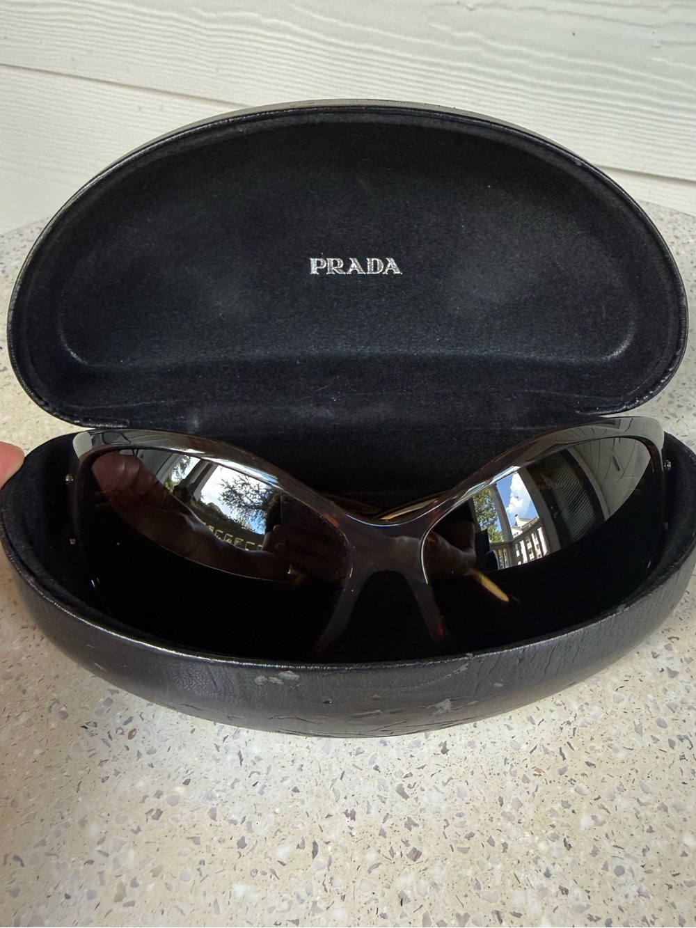 Vintage Prada Women's Tortoiseshell Sunglasses Brown Lenses with Original Case - Picture 11 of 13